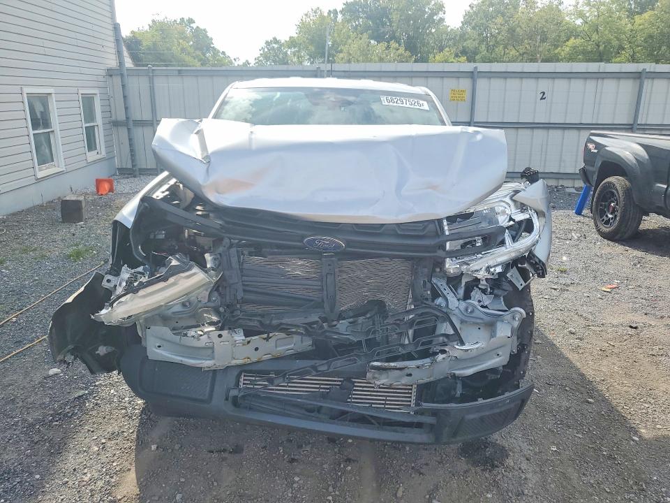 Photo 5 from auction – 2022 FORD MAVERICK with VIN 3FTTW8E98NRA45700
