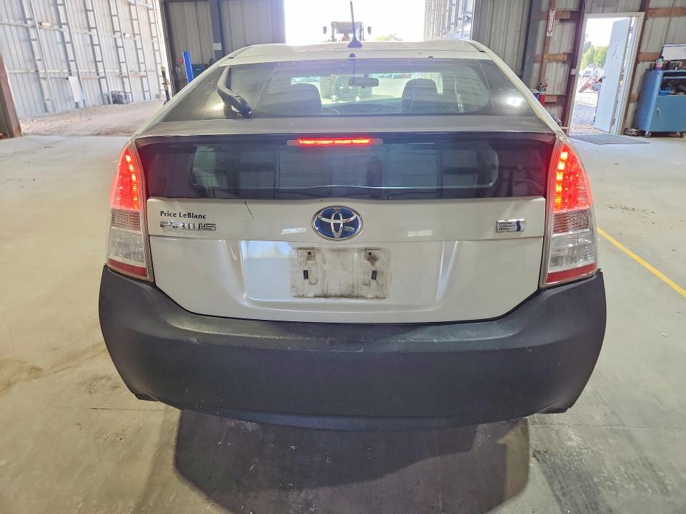Снимка 6 от търг – 2011 TOYOTA PRIUS с VIN JTDKN3DU8B5372605