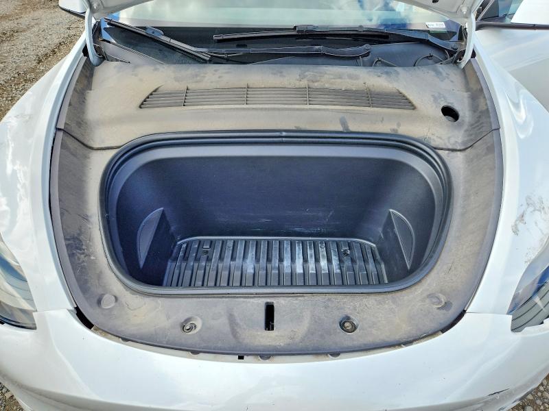 Zdjęcie 12 z aukcji – 2022 TESLA MODEL Y z VIN 7SAYGDEF2NF552825
