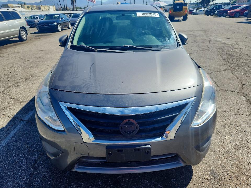 Zdjęcie 5 z aukcji – 2018 NISSAN VERSA z VIN 3N1CN7AP6JL832484