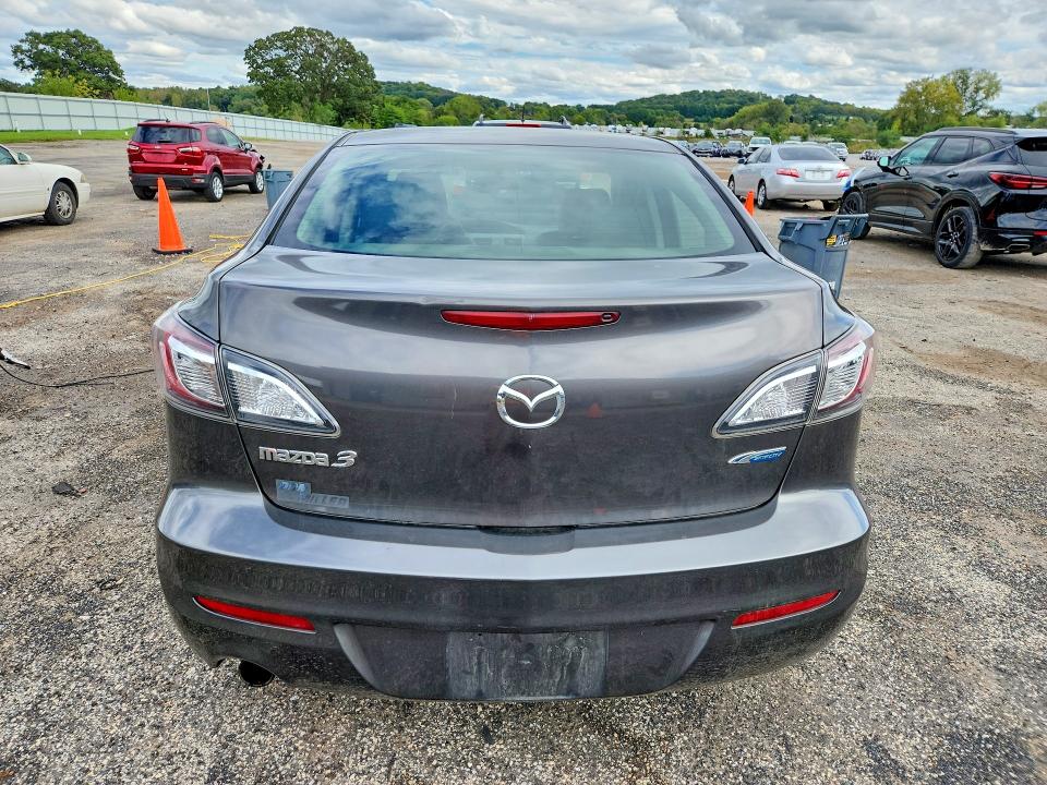 Снимка 6 от търг – 2013 MAZDA 3 с VIN JM1BL1W79D1751429