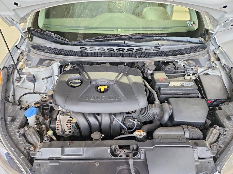 Photo 11 from auction – 2013 HYUNDAI ELANTRA with VIN KMHDH4AE1DU999864