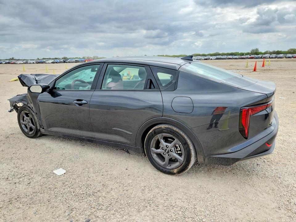 Снимка 2 от търг – 2025 KIA K4 с VIN 3KPFT4DE2SE019934