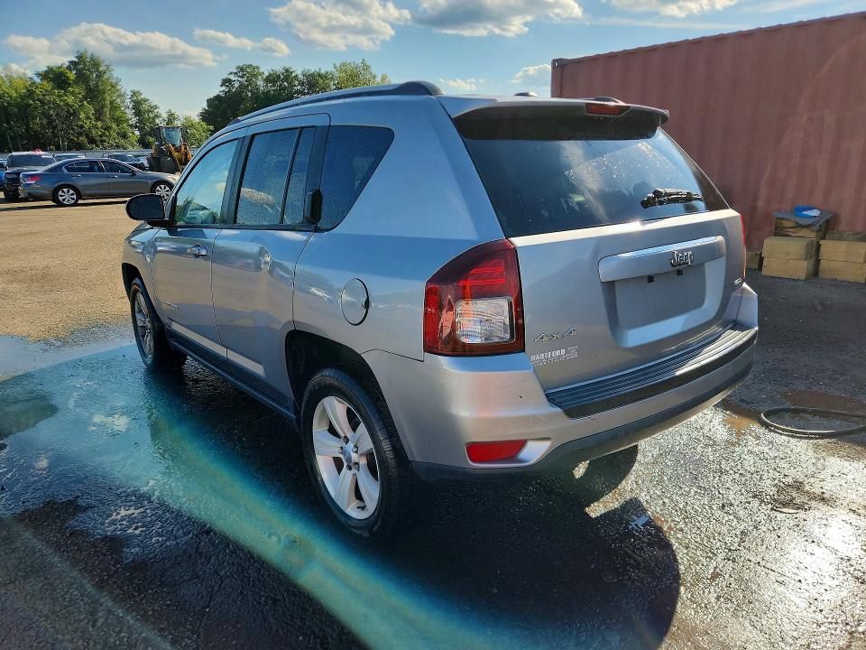 Снимка 2 от търг – 2016 JEEP COMPASS с VIN 1C4NJDEBXGD759195