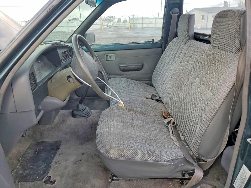Photo 7 from auction – 1994 TOYOTA PICKUP with VIN 4TARN81A4RZ242759