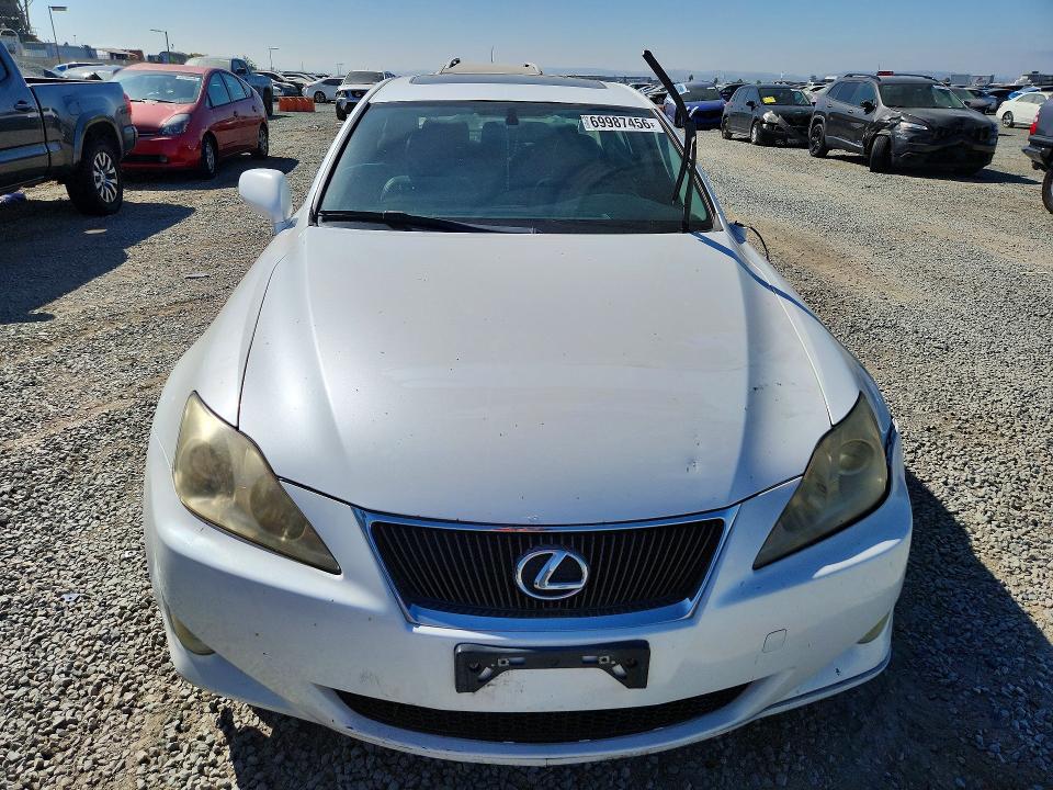 Zdjęcie 5 z aukcji – 2008 LEXUS IS 250 z VIN JTHBK262285064237