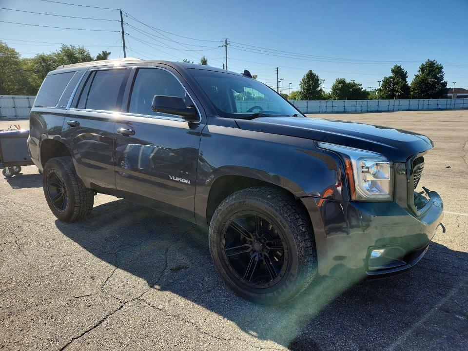 Foto 4 de la subasta – 2016 GMC YUKON con VIN 1GKS2AKC2GR418523