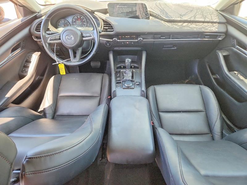 Photo 8 from auction – 2021 MAZDA 3 with VIN 3MZBPABL0MM214925