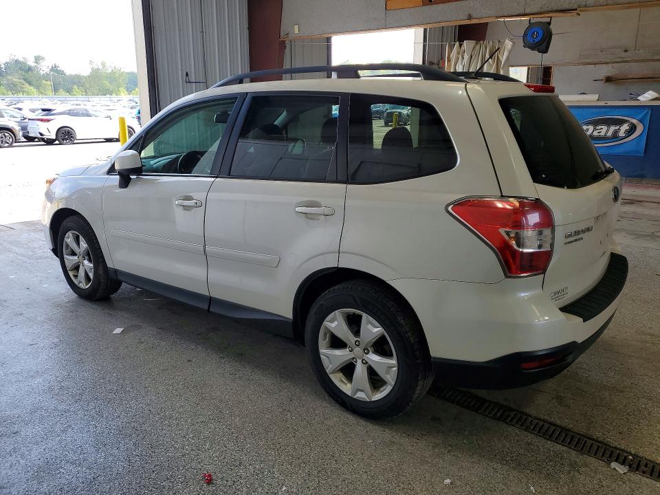 Photo 2 from auction – 2015 SUBARU FORESTER with VIN JF2SJADC5FH818576