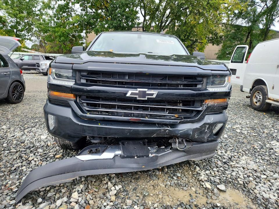 Снимка 5 от търг – 2018 CHEVROLET SILVERADO с VIN 1GCVKREC3JZ254757