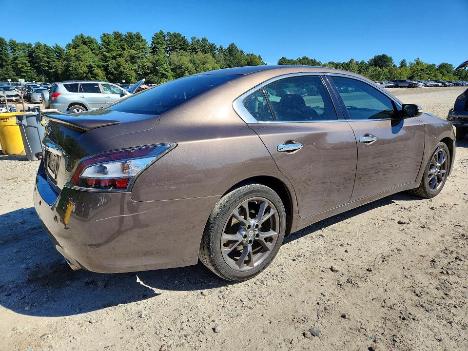 Zdjęcie 3 z aukcji – 2014 NISSAN MAXIMA z VIN 1N4AA5AP4EC445640