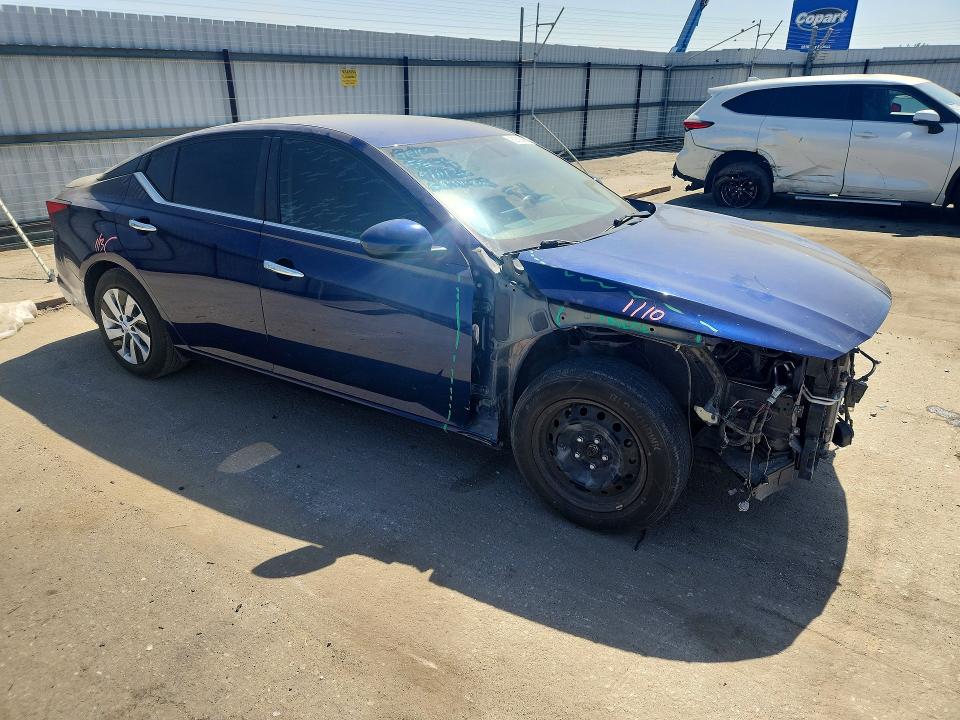 Photo 4 from auction – 2019 NISSAN ALTIMA with VIN 1N4BL4BV5KC204526