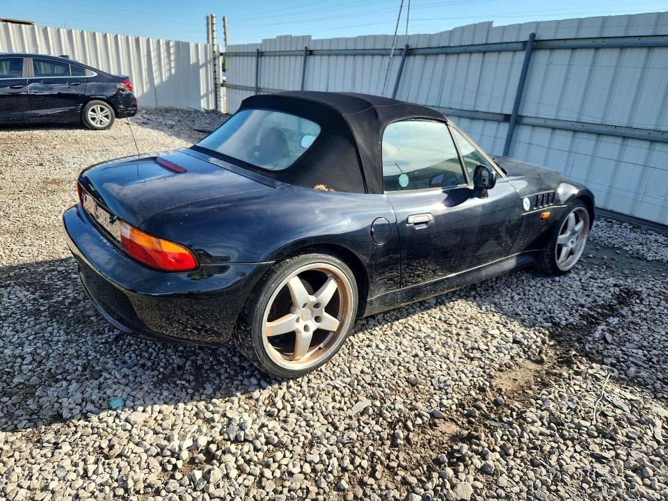 Photo 3 from auction – 1996 BMW Z3 with VIN 4USCH7328TLB66066