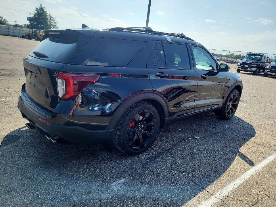 Photo 3 from auction – 2023 FORD EXPLORER with VIN 1FM5K8GC2PGB85499
