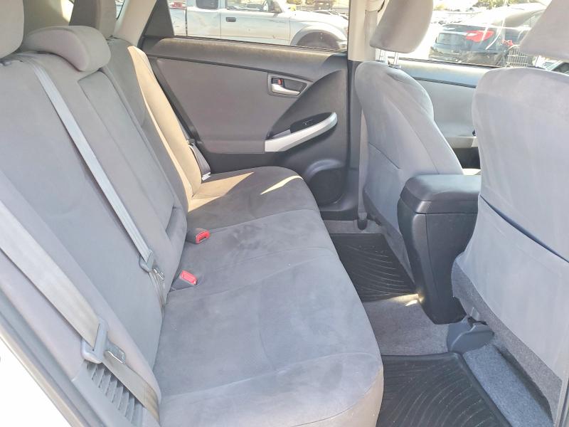 Фото 10 с аукциона – 2015 TOYOTA PRIUS с VIN JTDKN3DU4F0469271