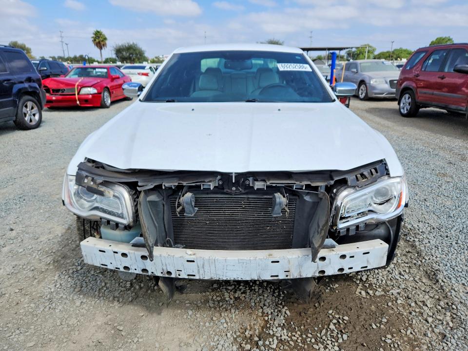 Photo 5 from auction – 2013 CHRYSLER 300 with VIN 2C3CCAAG4DH735429