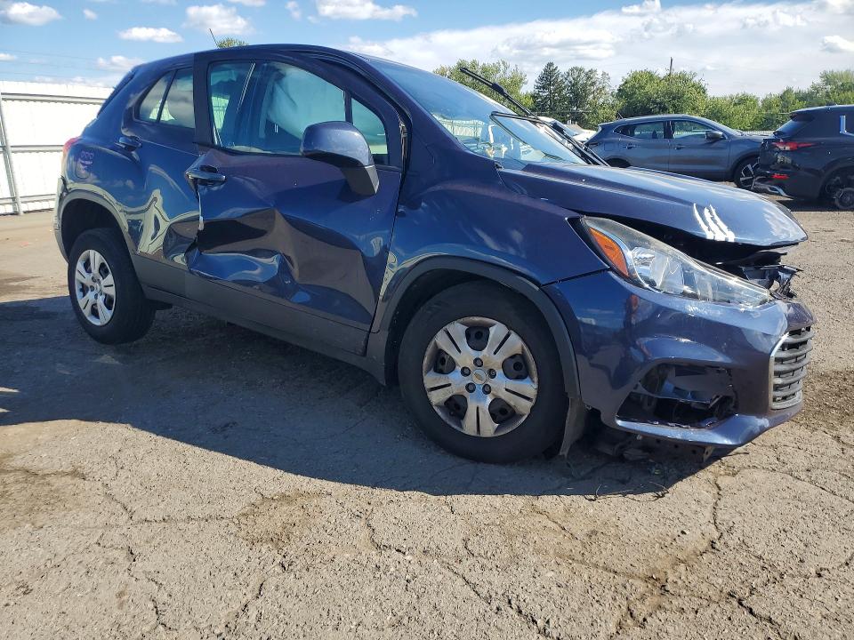 Photo 4 from auction – 2018 CHEVROLET TRAX with VIN 3GNCJKSB5JL168684