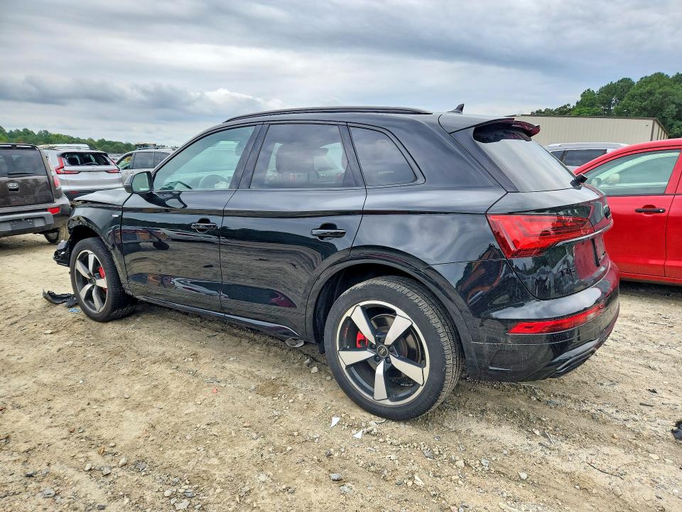Zdjęcie 2 z aukcji – 2024 AUDI Q5 z VIN WA1EAAFY1R2037544