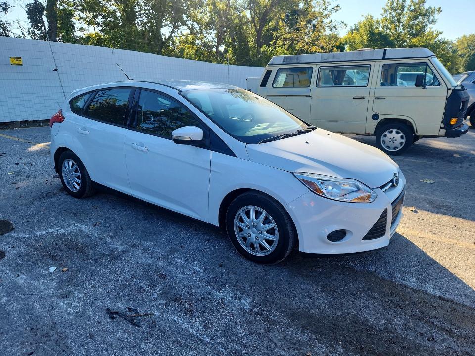 Photo 4 from auction – 2016 FORD FOCUS with VIN 1FADP3K2XGL343295