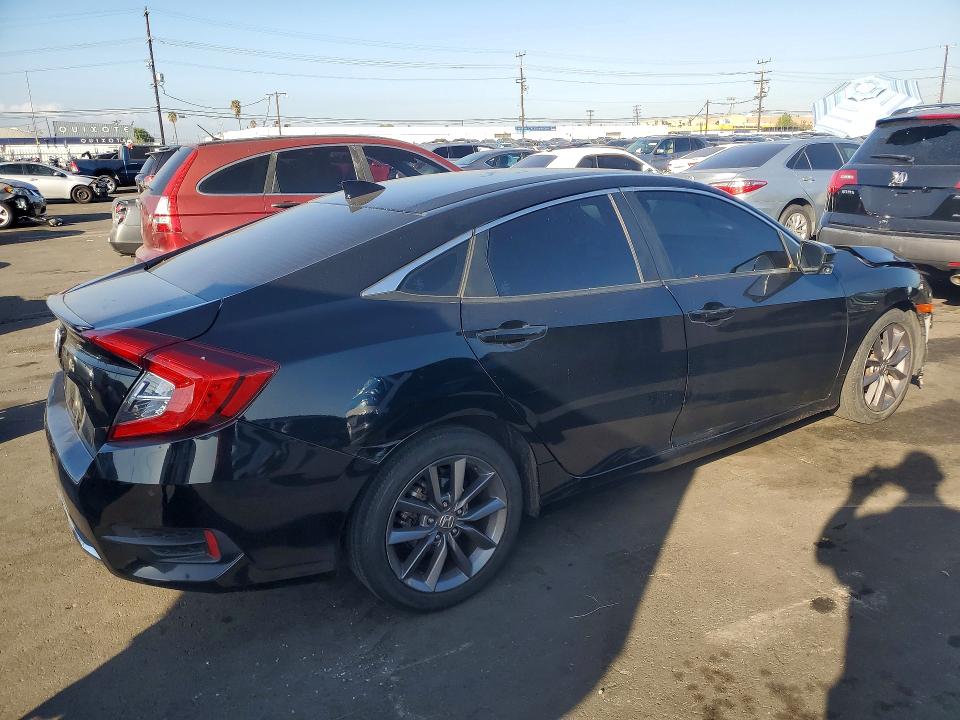 Photo 3 from auction – 2020 HONDA CIVIC with VIN 19XFC1F34LE220343