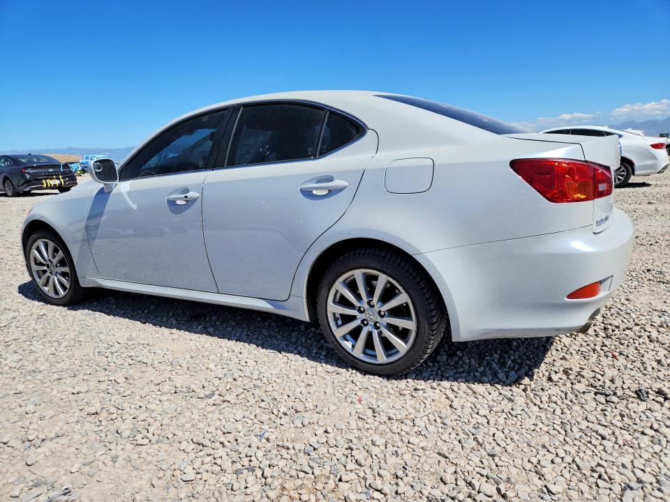 Photo 2 from auction – 2006 LEXUS IS with VIN JTHCK262665003698