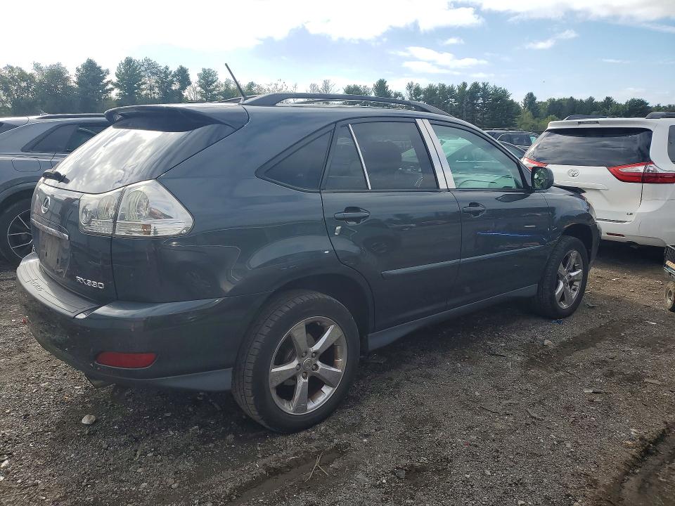 Photo 3 from auction – 2005 LEXUS RX with VIN 2T2HA31U55C054048