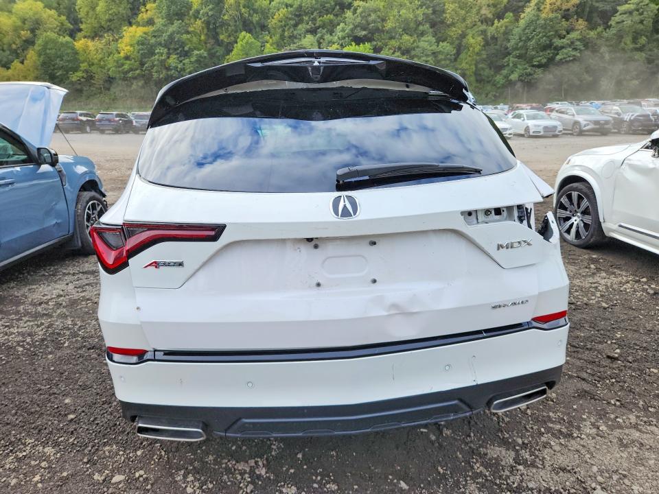 Photo 6 from auction – 2024 ACURA MDX with VIN 5J8YE1H03RL022604