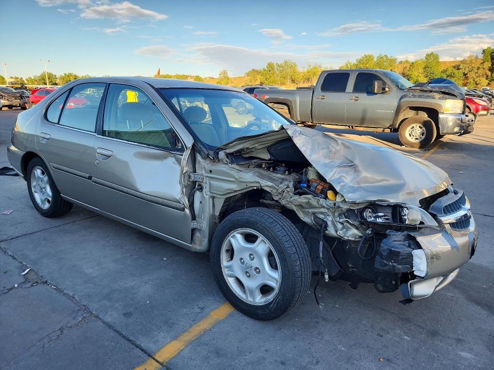 Photo 4 from auction – 2000 NISSAN ALTIMA with VIN 1N4DL01D4YC165981