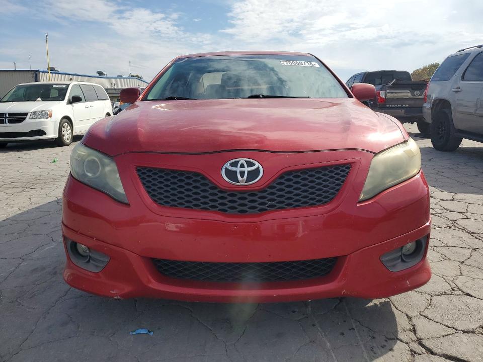 Photo 5 from auction – 2011 TOYOTA CAMRY with VIN 4T1BF3EK5BU141995