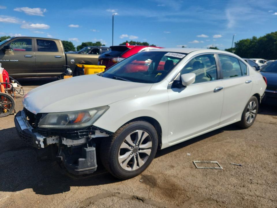 HONDA ACCORD 2015 with VIN 1HGCR2F35FA096132 - Photo from auction