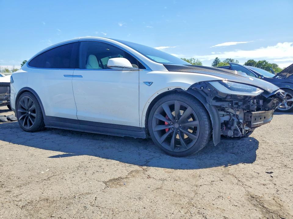 صورة رقم 4 من المزاد - 2016 TESLA MODEL X مع VIN 5YJXCAE48GFS00692