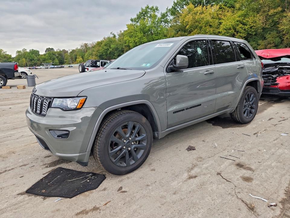2020 JEEP GRAND CHEROKEE - Търг №70422356