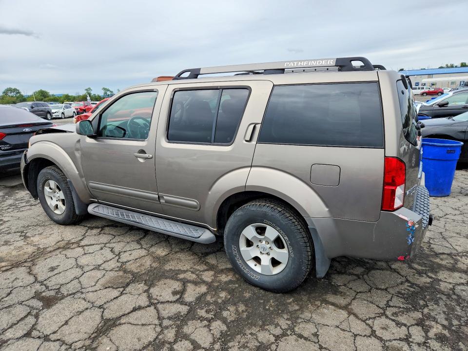 Photo 2 from auction – 2005 NISSAN PATHFINDER with VIN 5N1AR18W65C788048