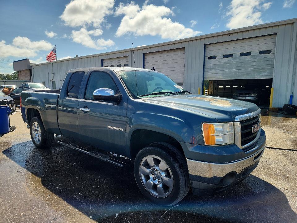 Photo 4 from auction – 2011 GMC SIERRA with VIN 1GTR1VE0XBZ221064