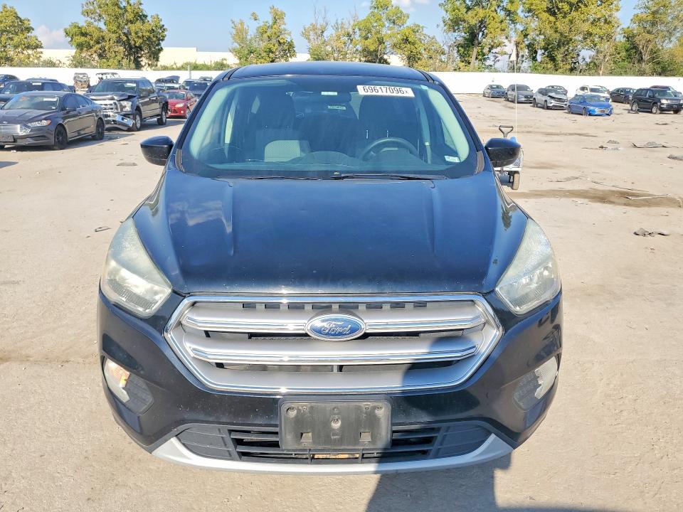 Photo 5 from auction – 2017 FORD ESCAPE with VIN 1FMCU9G99HUA47991