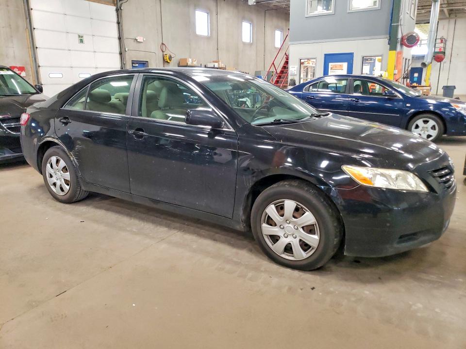 Photo 4 from auction – 2007 TOYT CAMRY with VIN 4T1BE46K17U685540