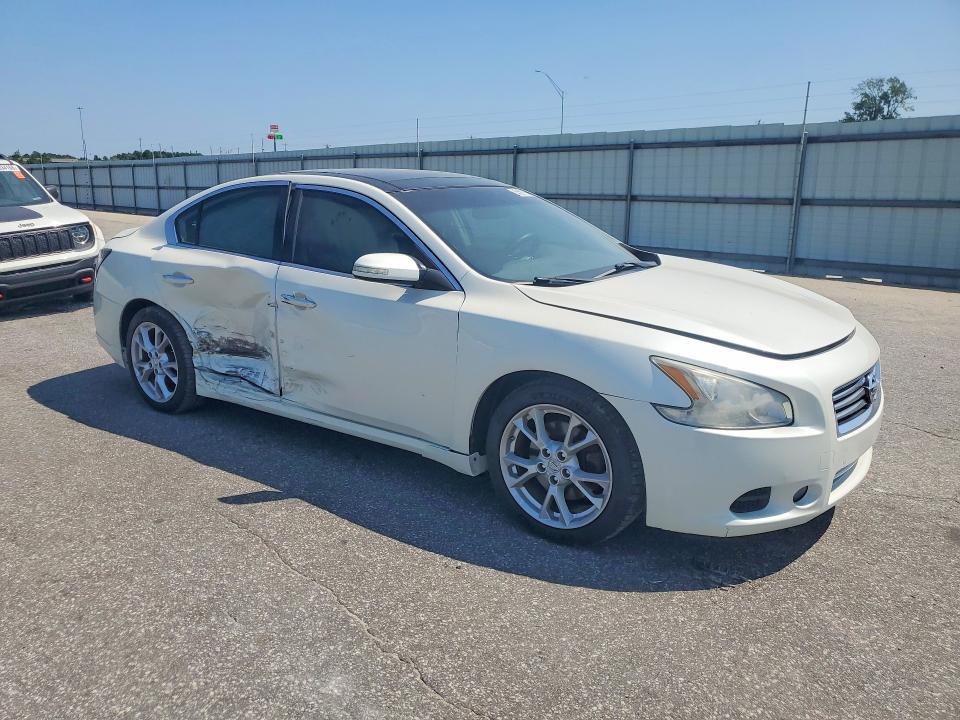 Photo 4 from auction – 2014 NISSAN MAXIMA with VIN 1N4AA5AP2EC469886