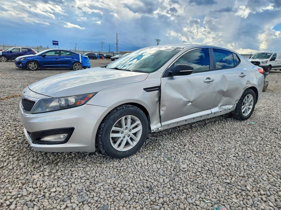 KIA OPTIMA 2013 مع رقم تعريف المركبة KNAGM4A72D5413498 - صورة من المزاد