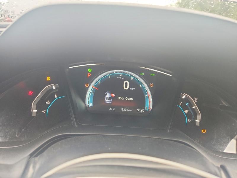 Photo 9 from auction – 2018 HONDA CIVIC with VIN 2HGFC2F64JH022266