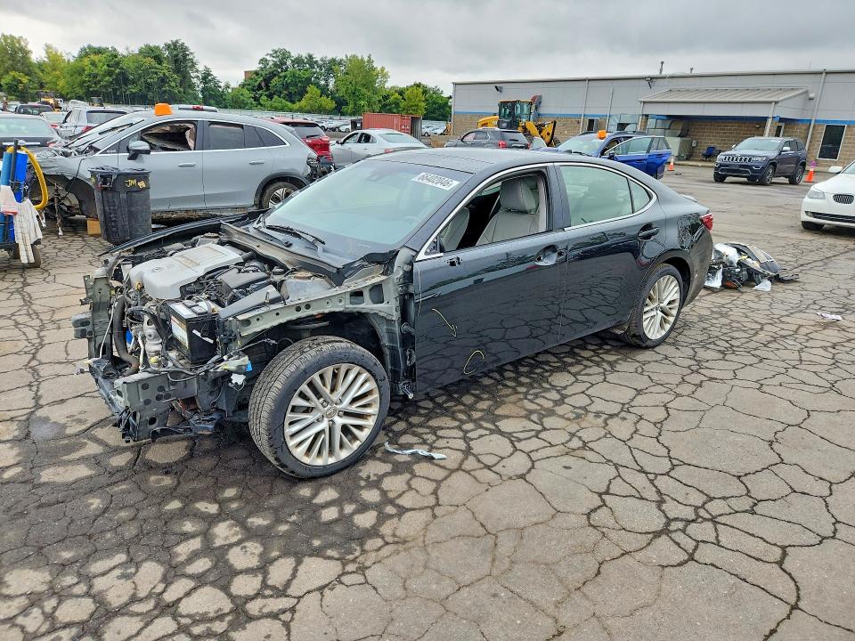 LEXUS ES 2016 with VIN JTHBK1GG4G2214949 - Photo from auction