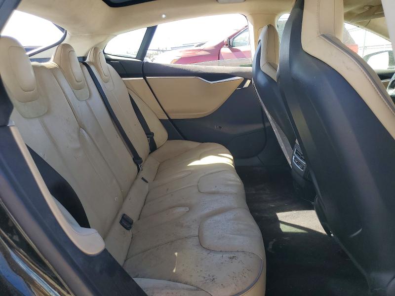 Фото 10 с аукциона – 2013 TESLA MODEL S с VIN 5YJSA1CP7DFP11769