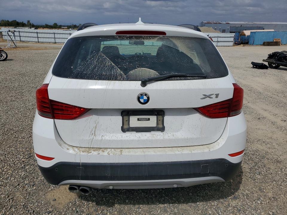 Photo 6 from auction – 2015 BMW X1 with VIN WBAVM5C54FVV94700