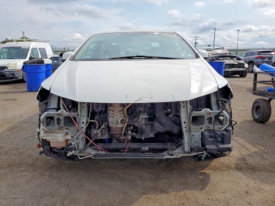 Photo 5 from auction – 2013 HONDA CIVIC with VIN 19XFB2E54DE049154