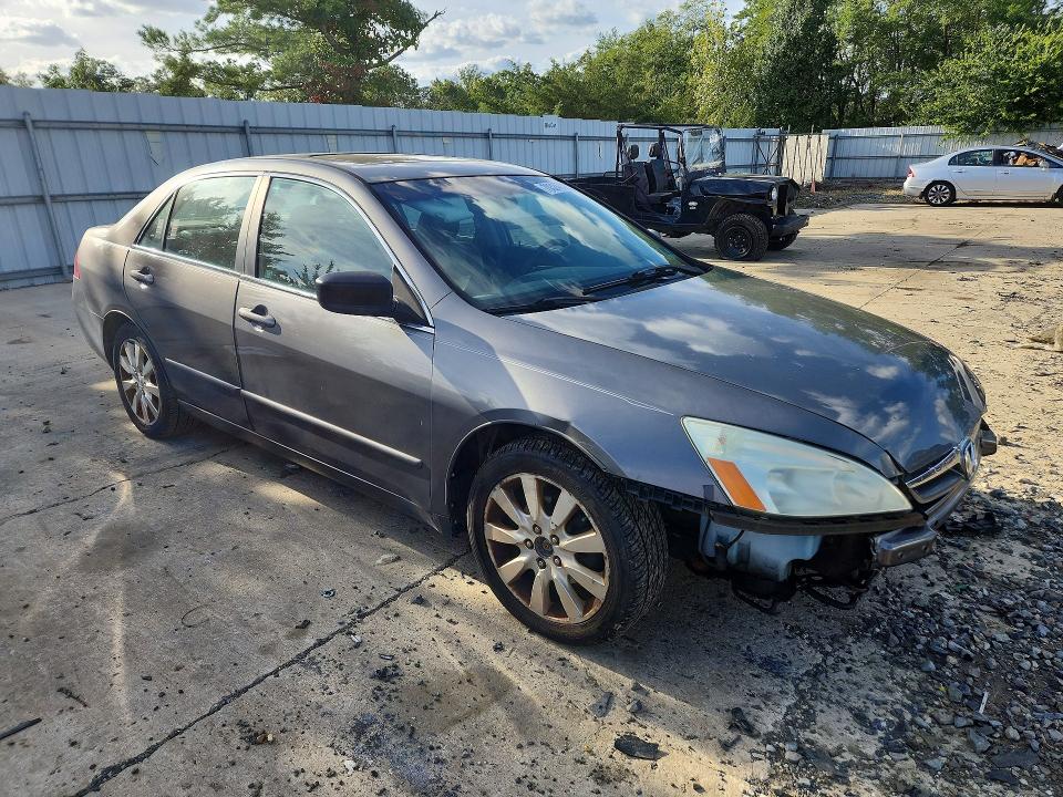 Снимка 4 от търг – 2006 HONDA ACCORD с VIN 1HGCM66536A057269