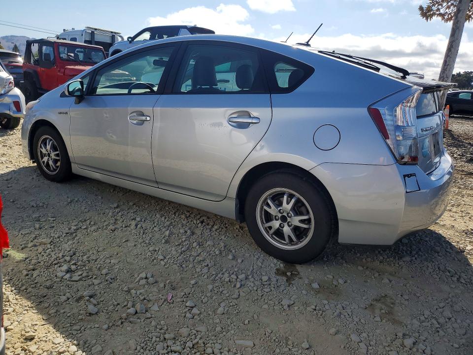 Photo 2 from auction – 2010 TOYOTA PRIUS with VIN JTDKN3DU7A0189871