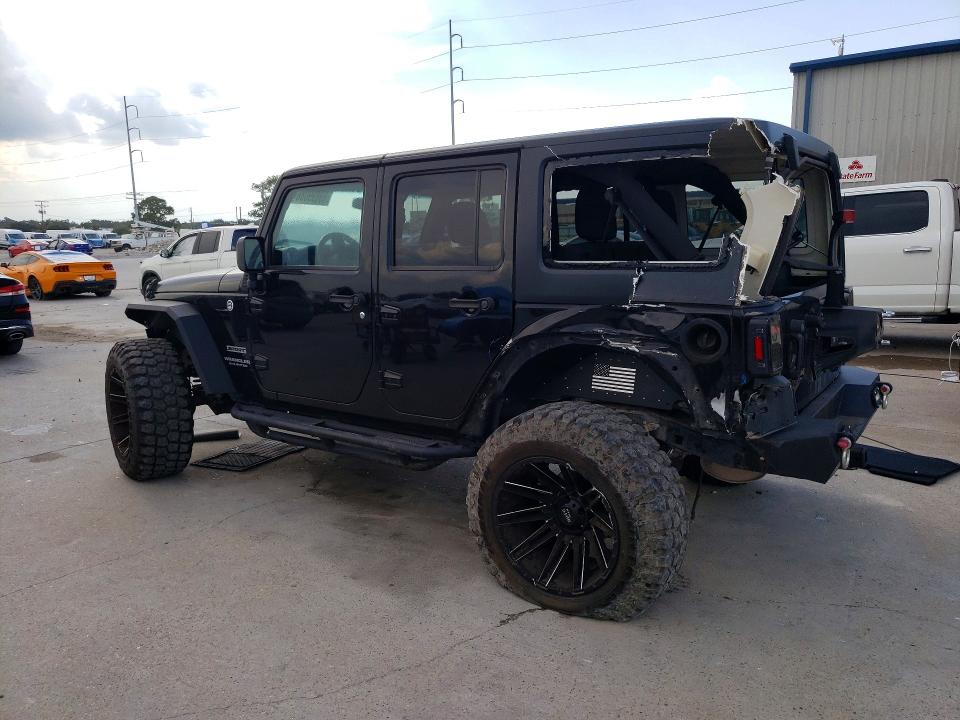 Снимка 2 от търг – 2017 JEEP WRANGLER UNLIMITED с VIN 1C4BJWDGXHL714664
