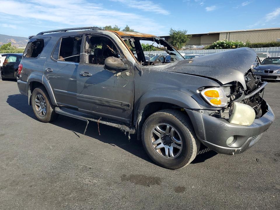 Foto 4 de la subasta – 2004 TOYOTA SEQUOIA con VIN 5TDBT48A04S230516