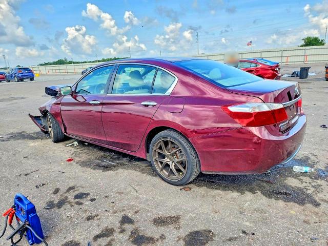 Снимка 2 от търг – 2015 HONDA ACCORD с VIN 1HGCR2F78FA190878