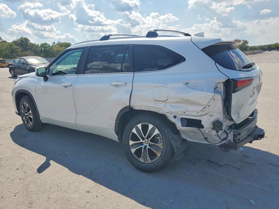 Photo 2 from auction – 2024 TOYOTA HIGHLANDER with VIN 5TDKDRBH4RS544550