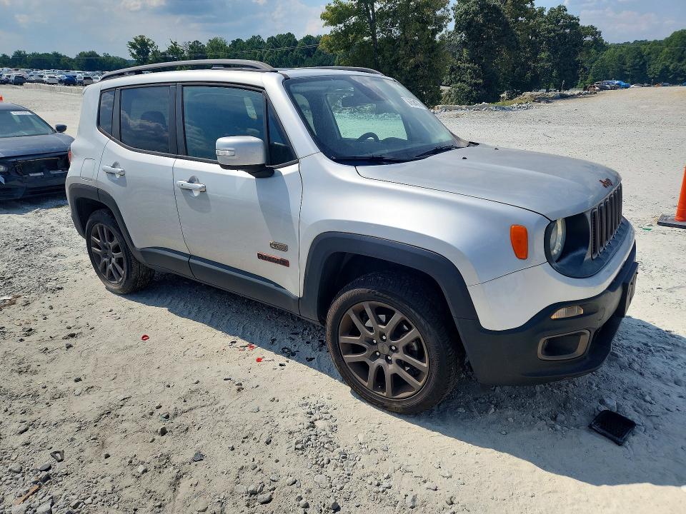 Photo 4 from auction – 2016 JEEP RENEGADE with VIN ZACCJBBT0GPD89952